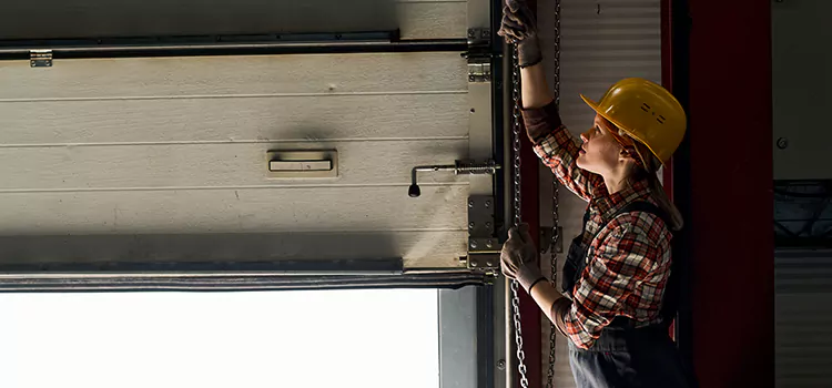 Addressing Common Garage Door Stoppage Issues in Hot Springs, AR